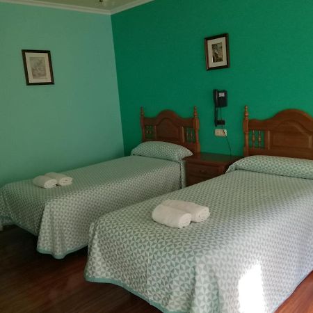 Pico Sacro I Hostal-Pension Santiago De Compostela Ngoại thất bức ảnh
