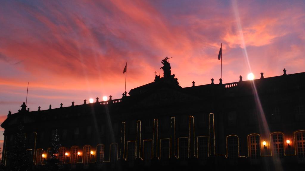 Pico Sacro I Hostal-Pension Santiago De Compostela Ngoại thất bức ảnh